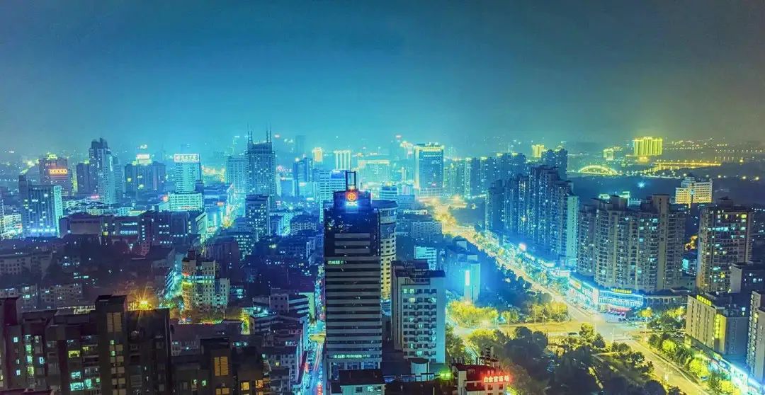 2020年前4个月各城市_怀孕4个月胎儿图片(2)