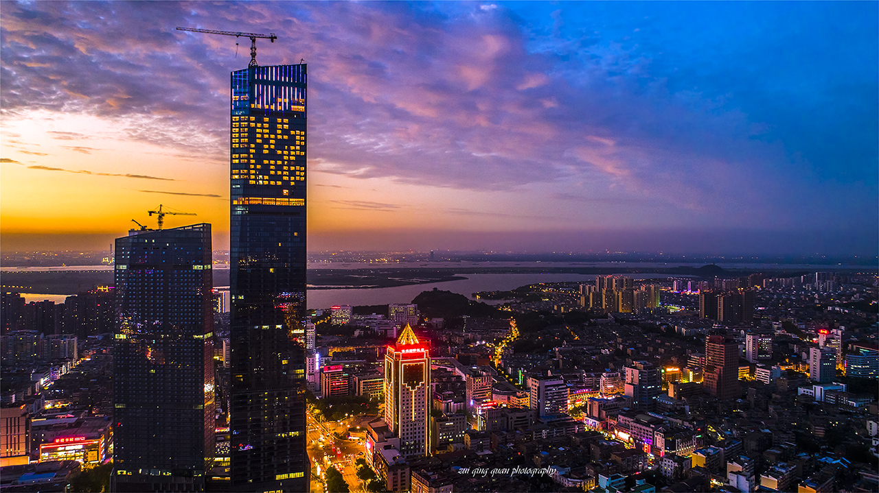 镇江市GDP增速_镇江市地图(3)